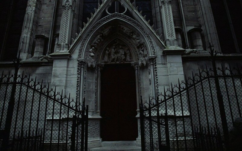 Dark Academia aesthetic архитектура