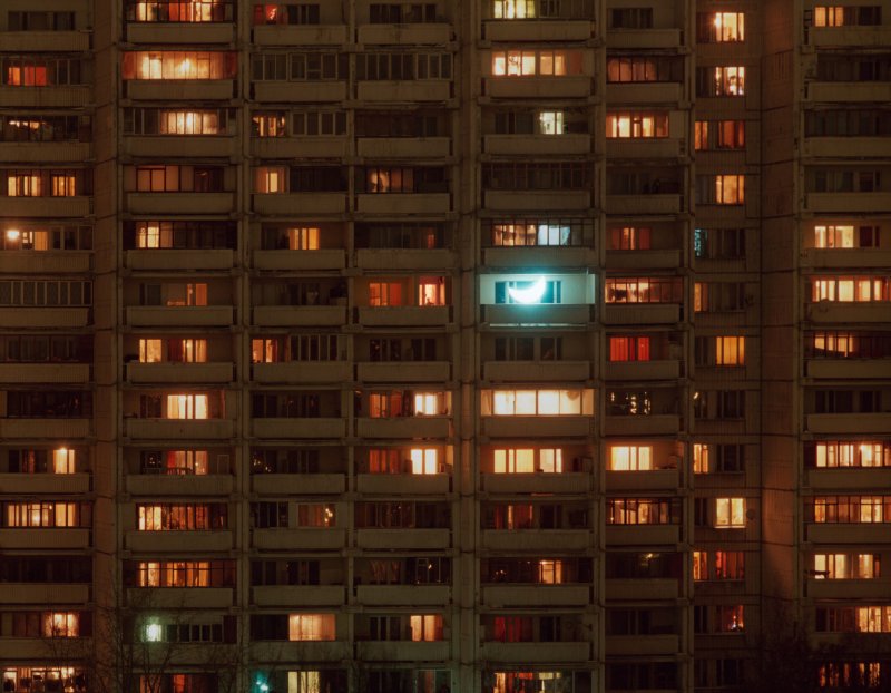 Многоэтажки ночью