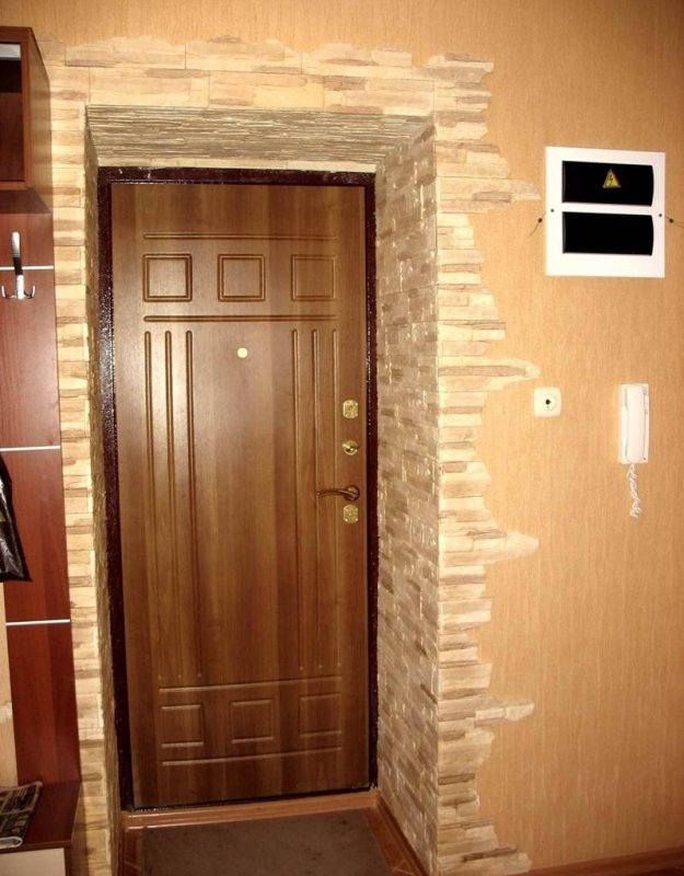 Коридор плиткой под камень