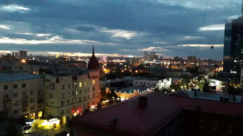 Городской вид из окна