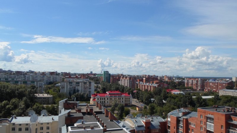 Вид из окна на город