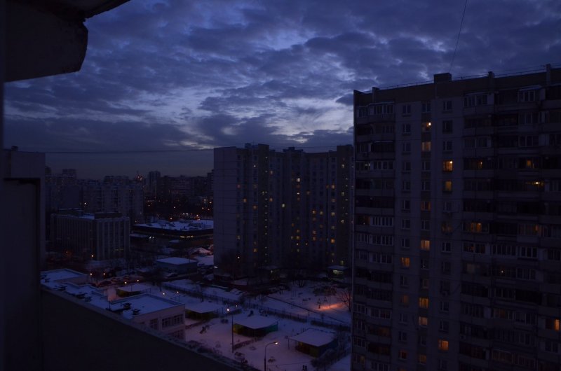 Свет в окнах домов