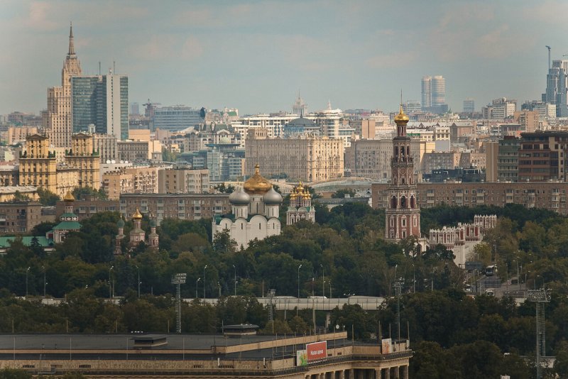 Вид на Москву с высотки на Котельнической набережной