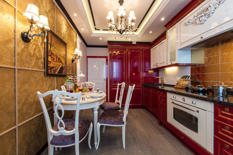 Обеденная зона для кухни в классическом стиле