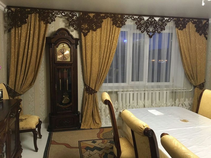 Ажурный ламбрекен в гостиную
