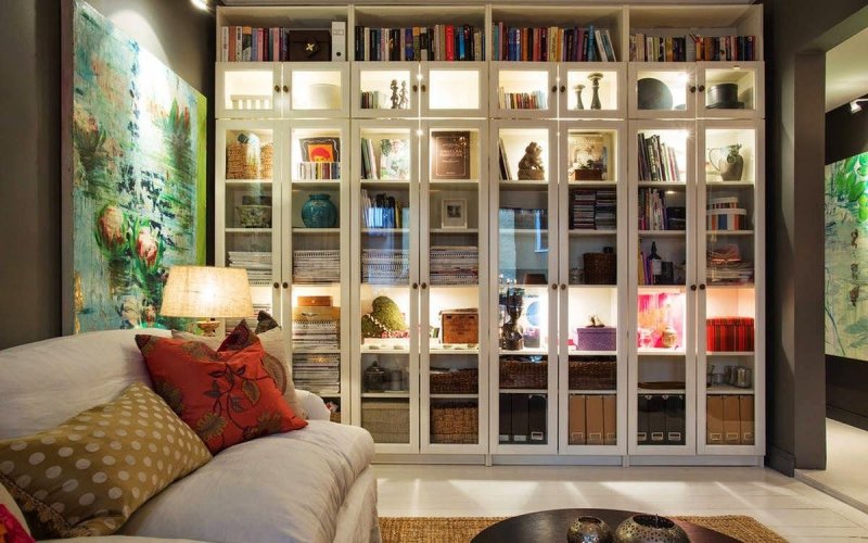 Книжный шкаф Билли икеа в интерьере