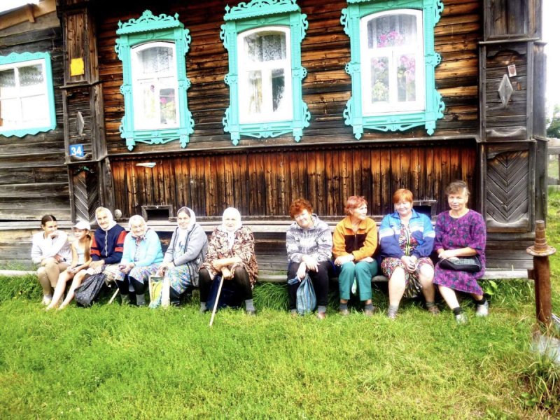 Деревенские жители