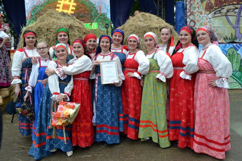 Фон фестиваля Завалинка