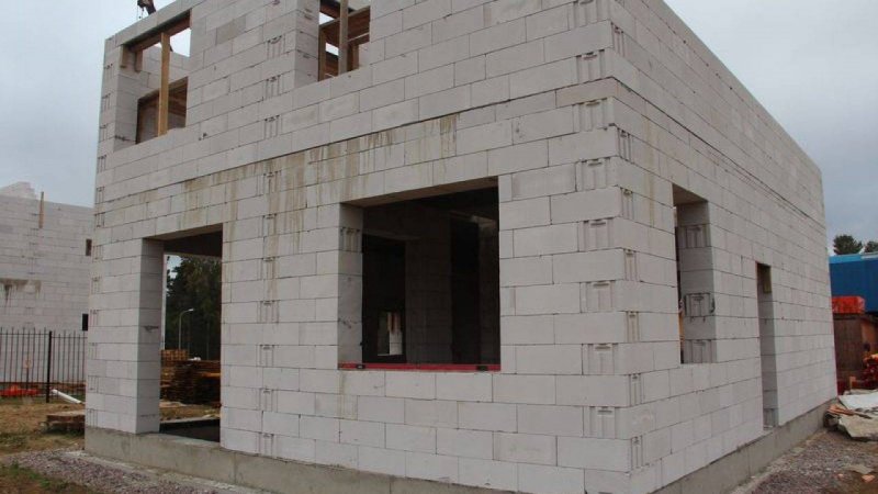 Постройки из газобетонных блоков