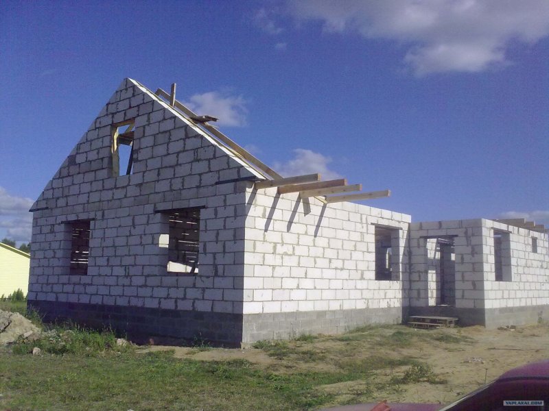Постройки из пеноблока