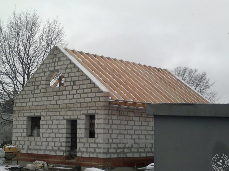 Карниз из кирпича