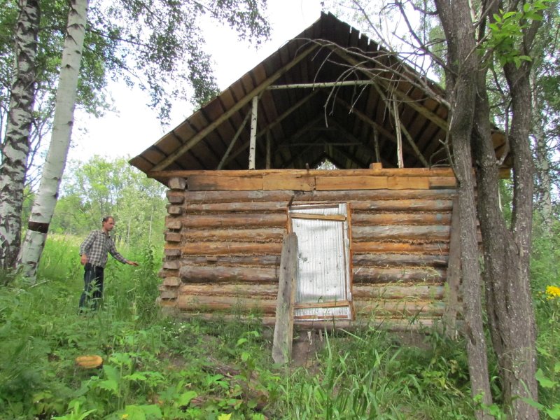 Омшаник землянка