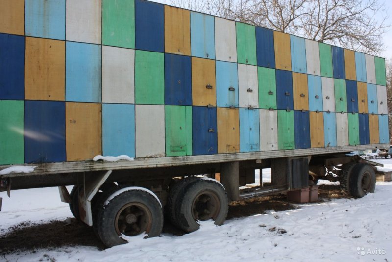 Пчелопавильон на камазовском ходу