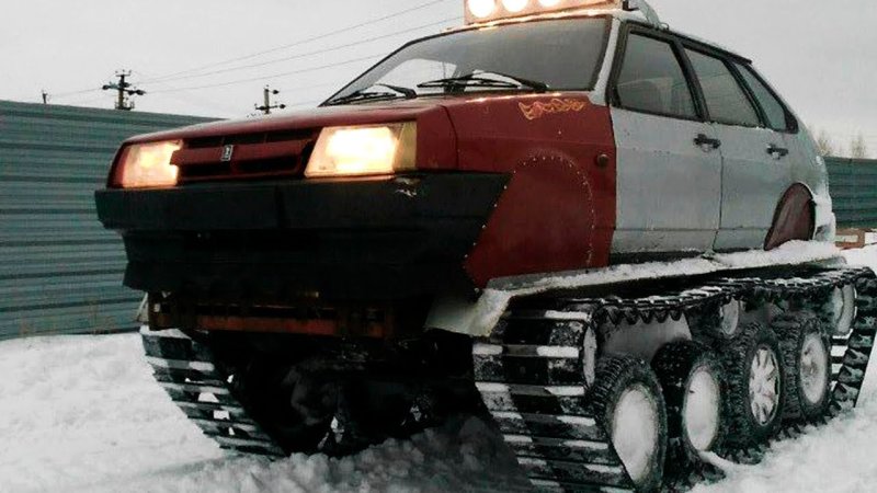 Гусеничный вездеход ВАЗ 2108