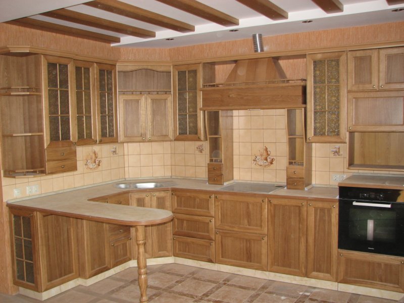 Кухня из мебельных щитов Леруа