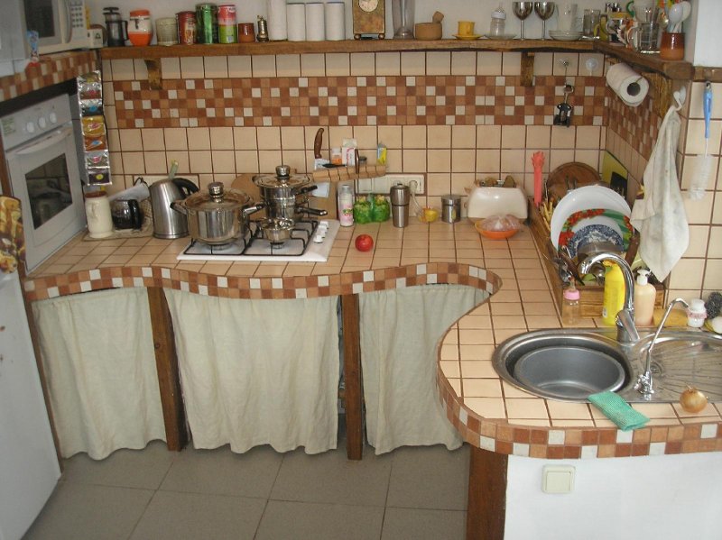 Необычный кухонный гарнитур своими руками