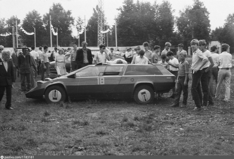Панголина 1983
