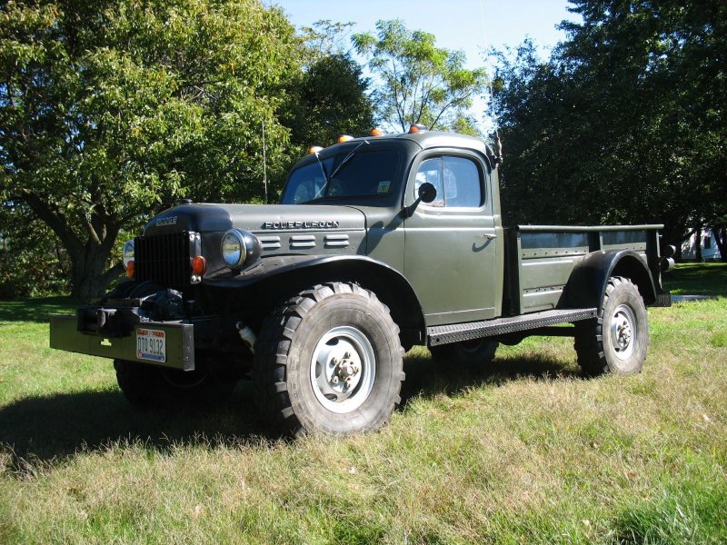 Dodge Power Wagon и ЗИЛ 157