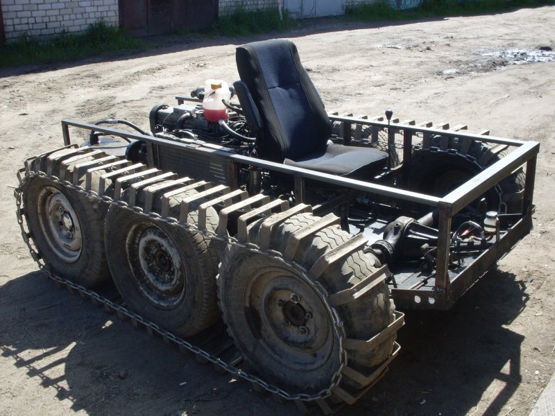Мини трактор гусеницы из покрышек ЗИЛ 131