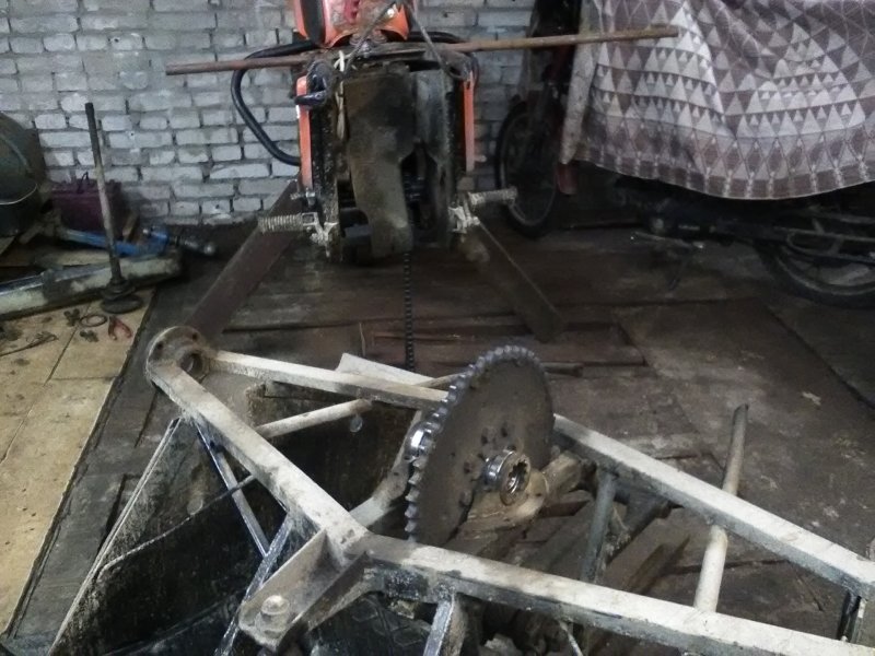 Рама каракат ИЖ