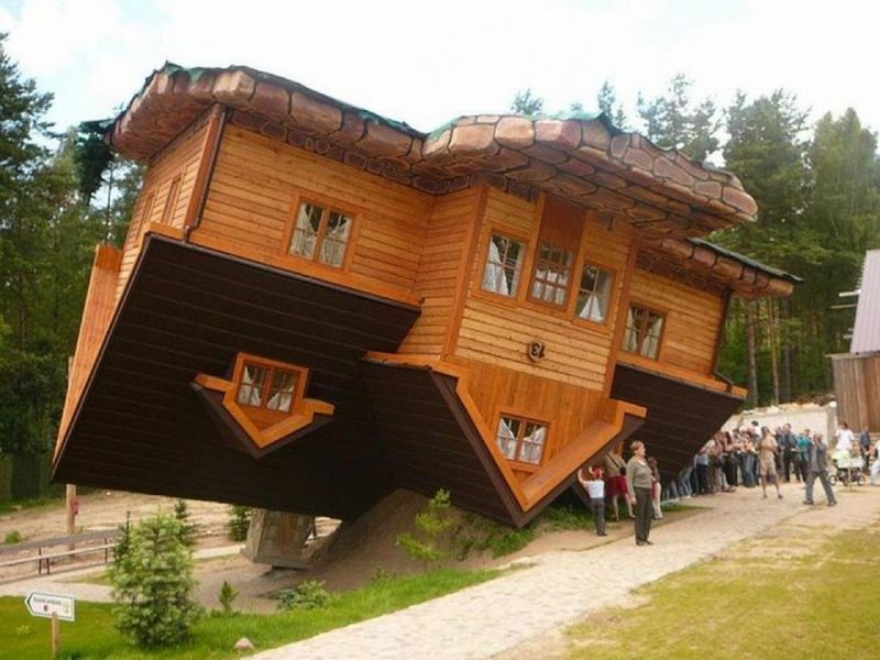 Upside down House, Польша