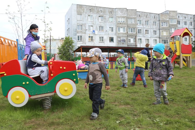 Детские прогулочные площадки в детском саду