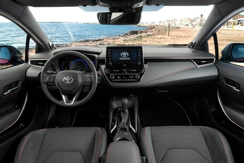 Toyota Corolla 2019 салон