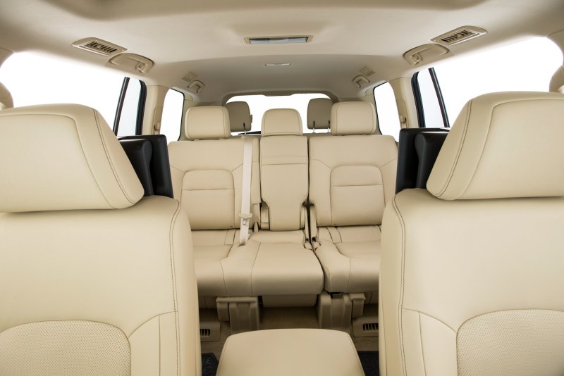 Toyota Land Cruiser 200 Sahara
