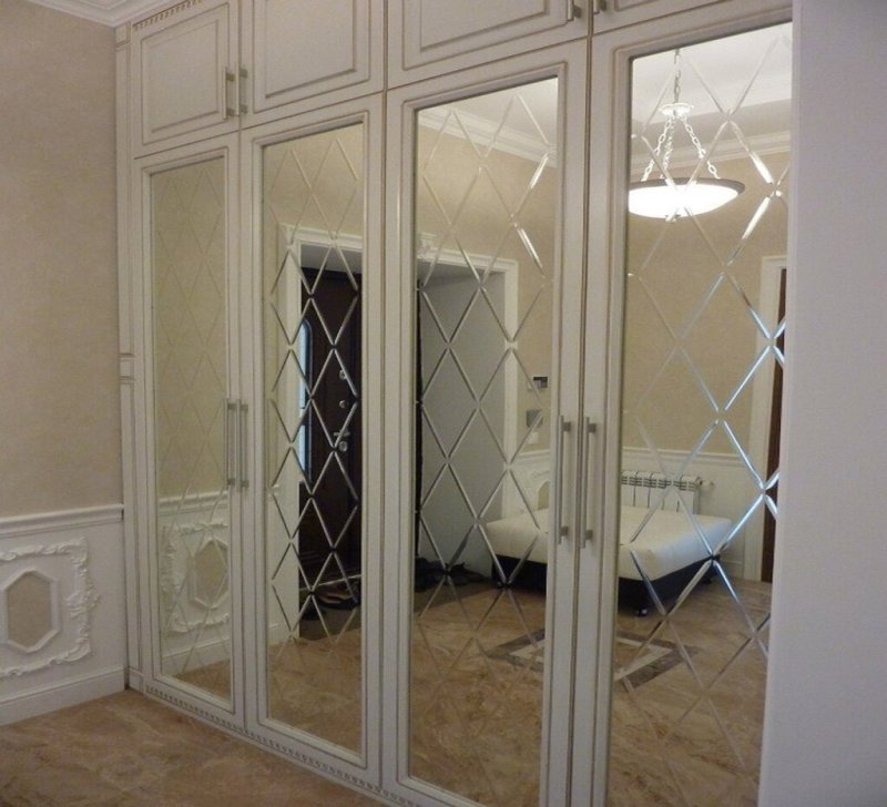 Шкаф купе классика беж120 зеркало