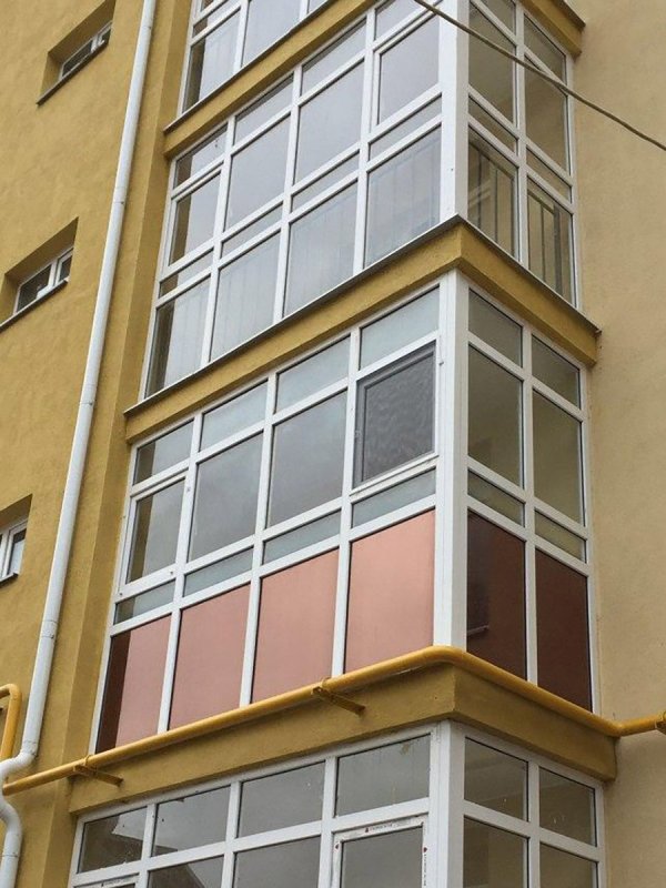 Зеркальная тонировка балкона