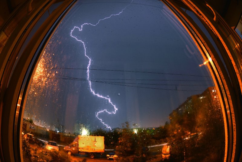 Гроза за окном
