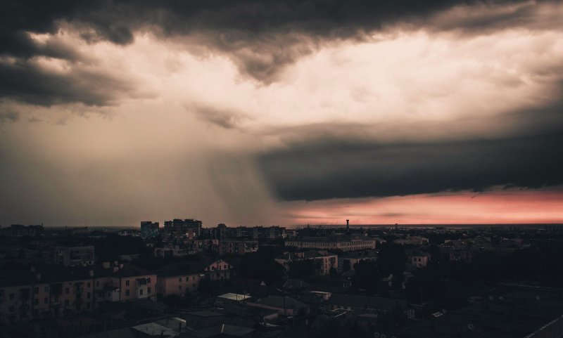 Гроза вид из окна