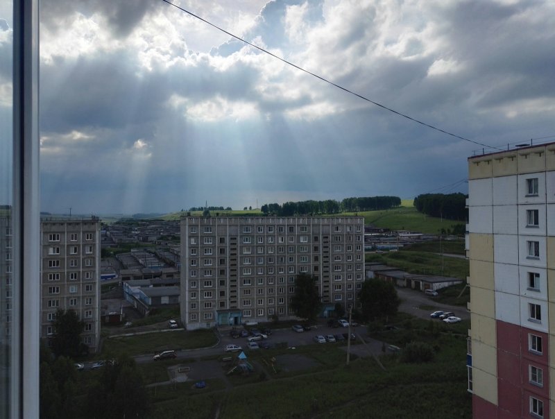 Фото грозы из окна