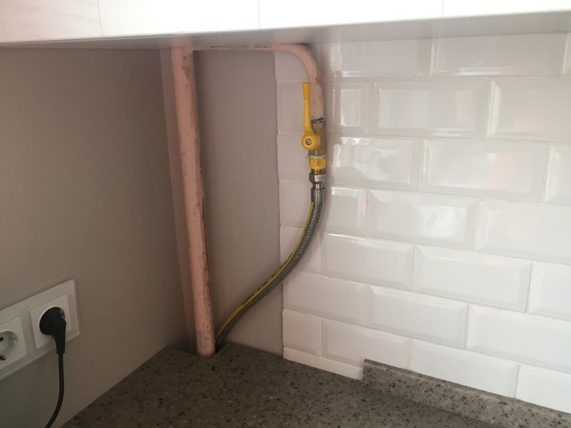 Двухконтурный газовый котел на кухне