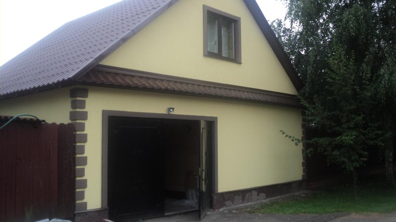 Современный фасад гаража