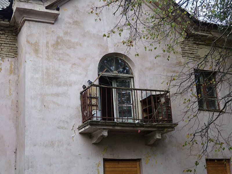 Старый балкон