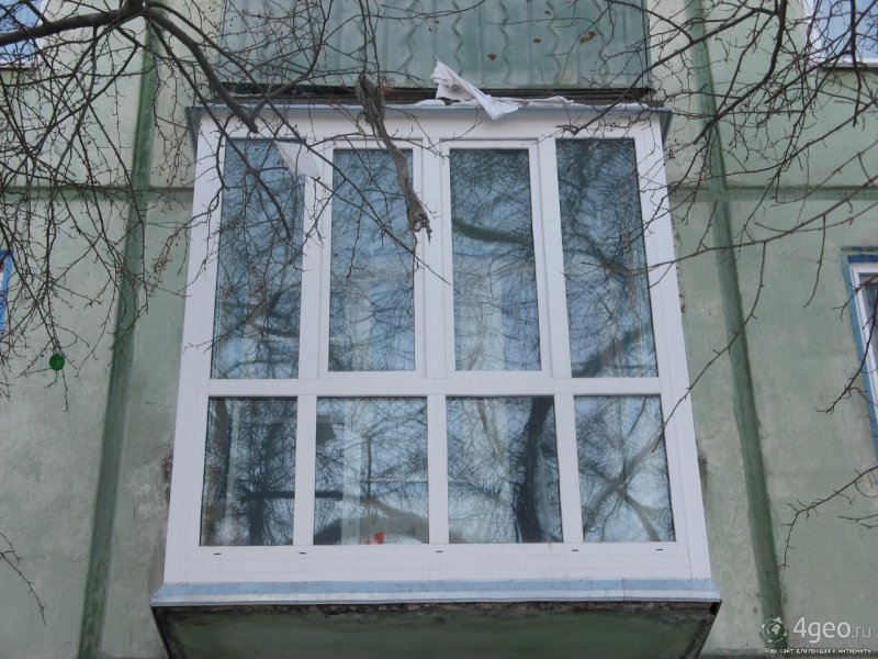 Стеклянный балкон