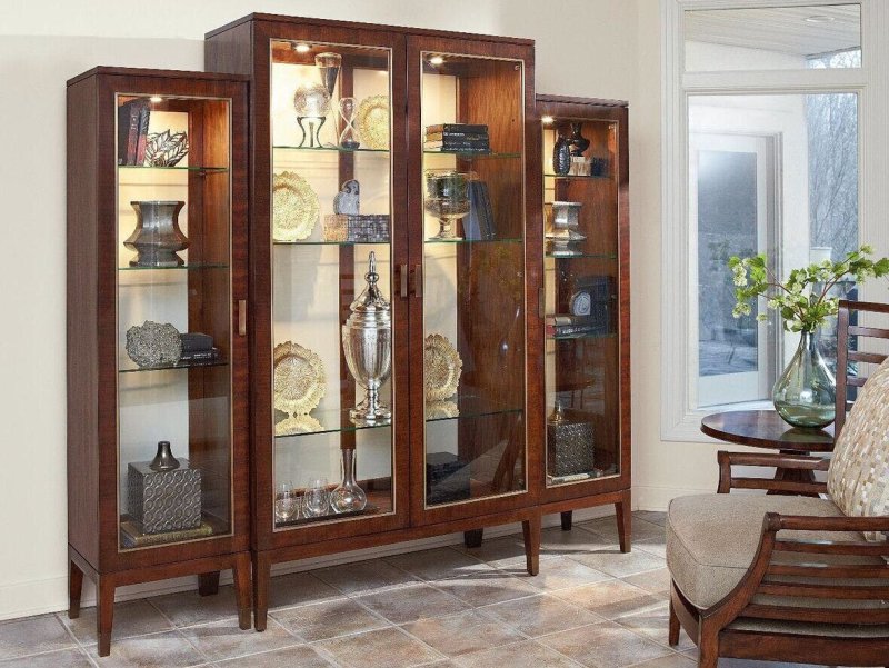 Шкаф для посуды / витрина Taylor. Cabinet / Showcase by Metner