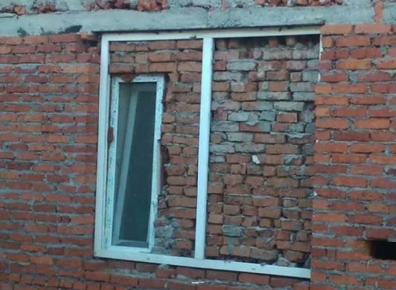 Окно заложенное кирпичом