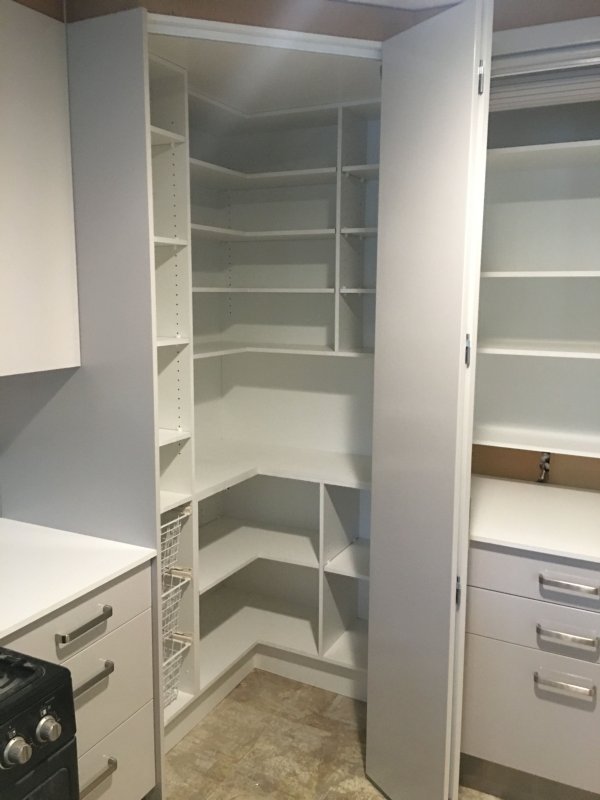 Мини кладовка на кухне