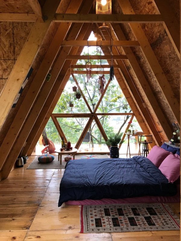 A frame House Эндрю Геллер