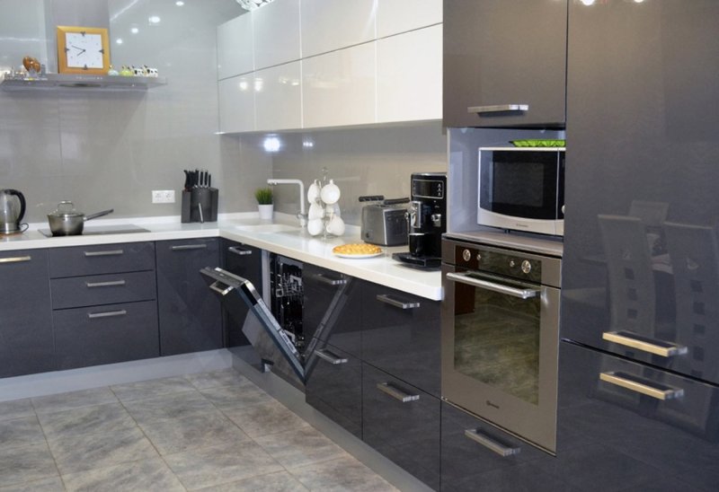 Кухня акриловая Metallic Anthracite