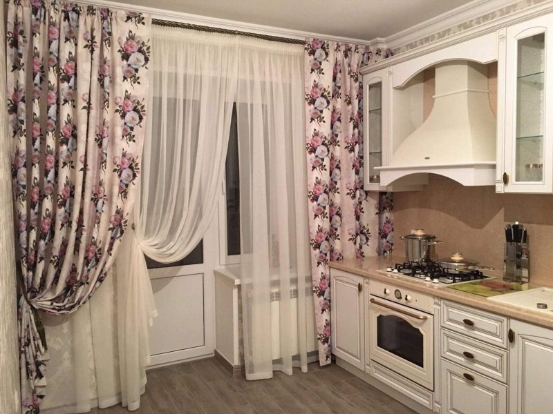 Красивые шторы на кухню