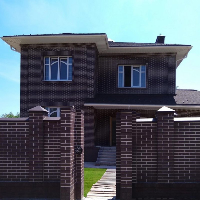 Modern Farmhouse Exterior кирпич
