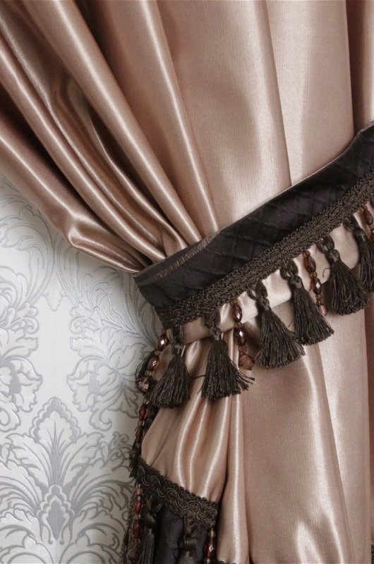 Металлический держатель для штор «Curtain attraction Appliance»