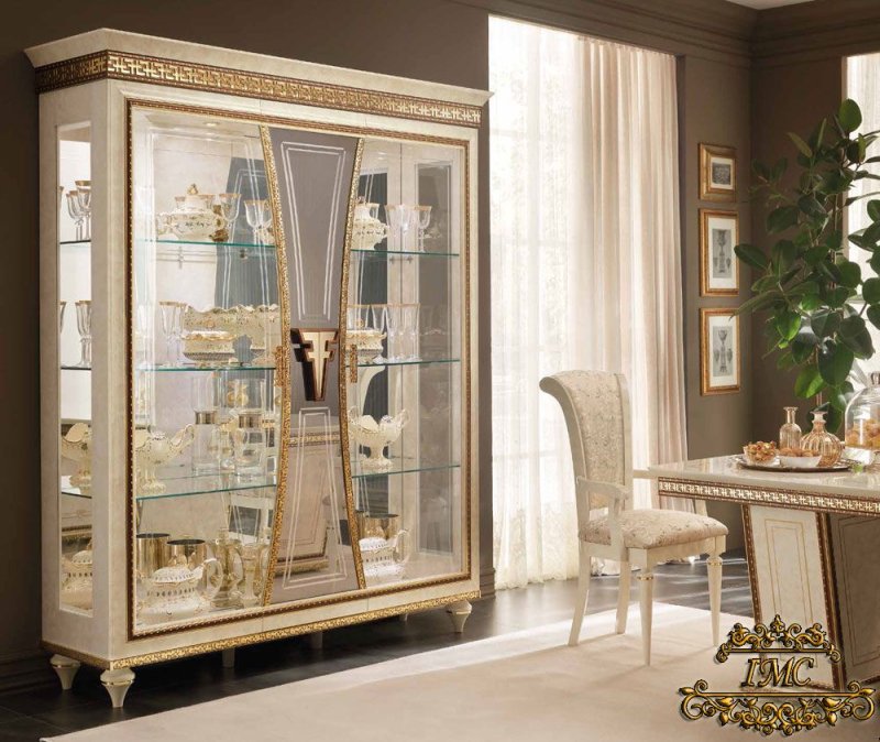 Итальянская гостиная Fantasia фабрики arredo Classic