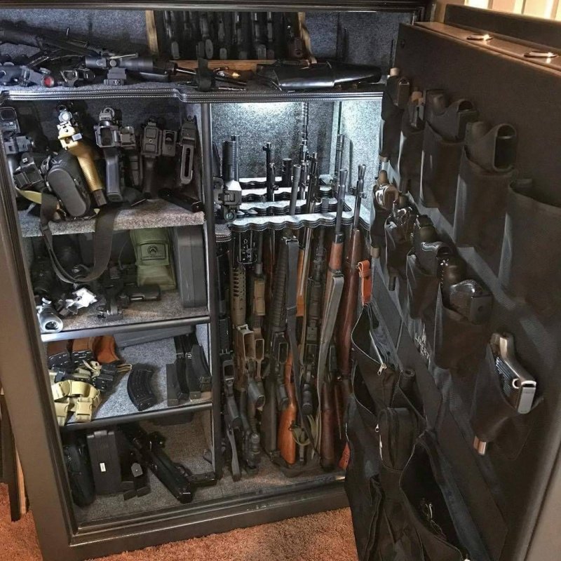 Комната с оружием