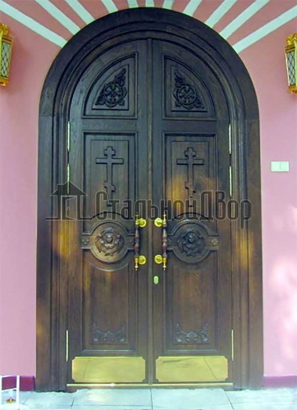 Двери в храм