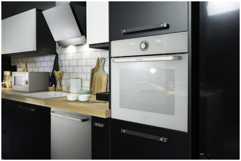 Духовой шкаф Gorenje bo76syb