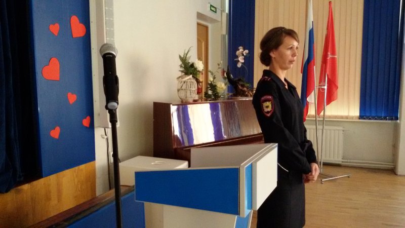 Сотрудники полиции в Искитиме